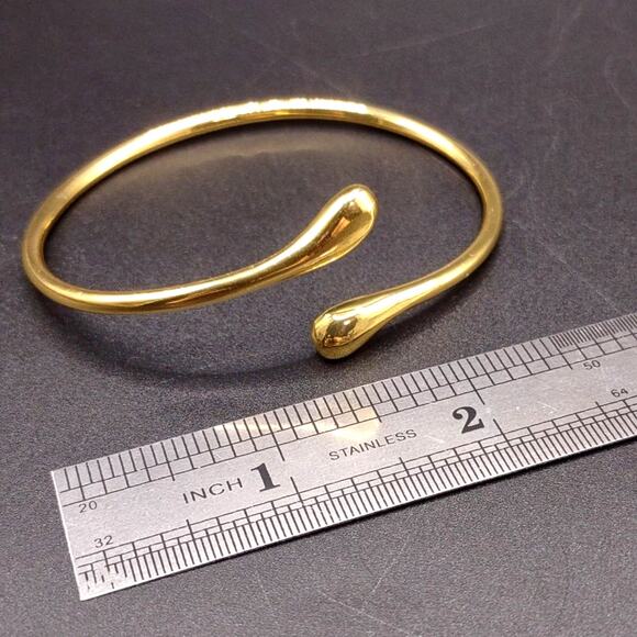 18k Gold Plated Bracelet Teardrop Minimalist Open Cuff Women's Vtg Birthday Gift - Picture 4 of 5